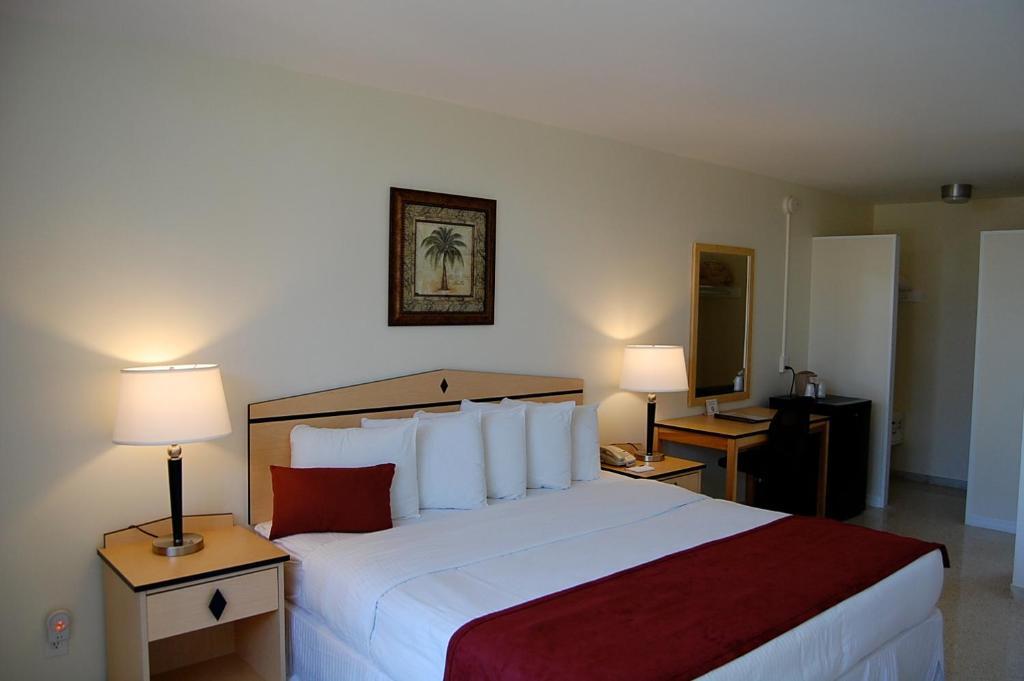 Alcazar Resort- Gay Mens Resort Fort Lauderdale Rum bild